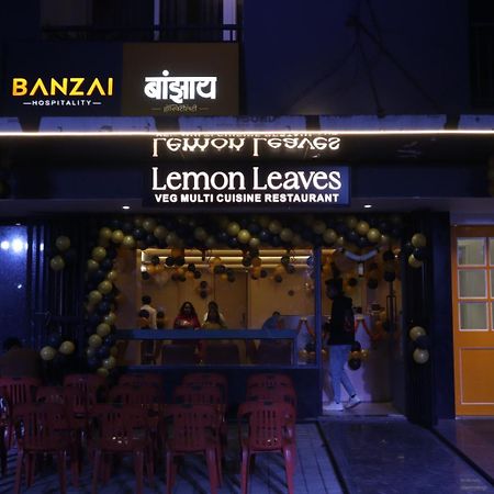 Banzai Rooms Nashik Buitenkant foto