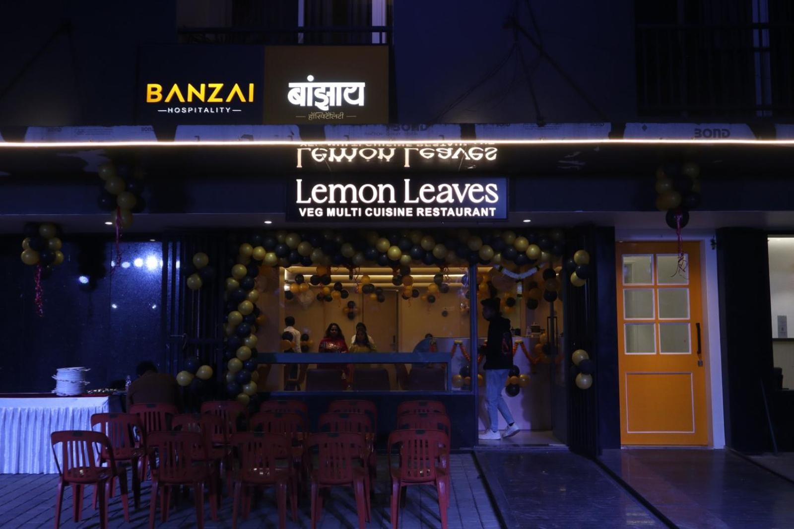 Banzai Rooms Nashik Buitenkant foto